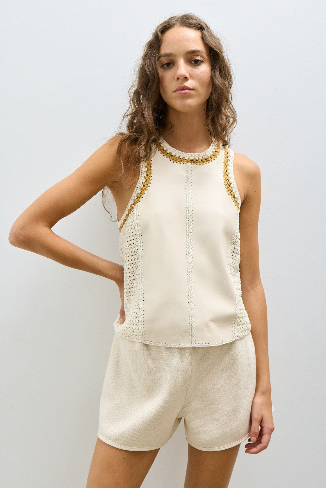 AYA SHORT-Lt beige