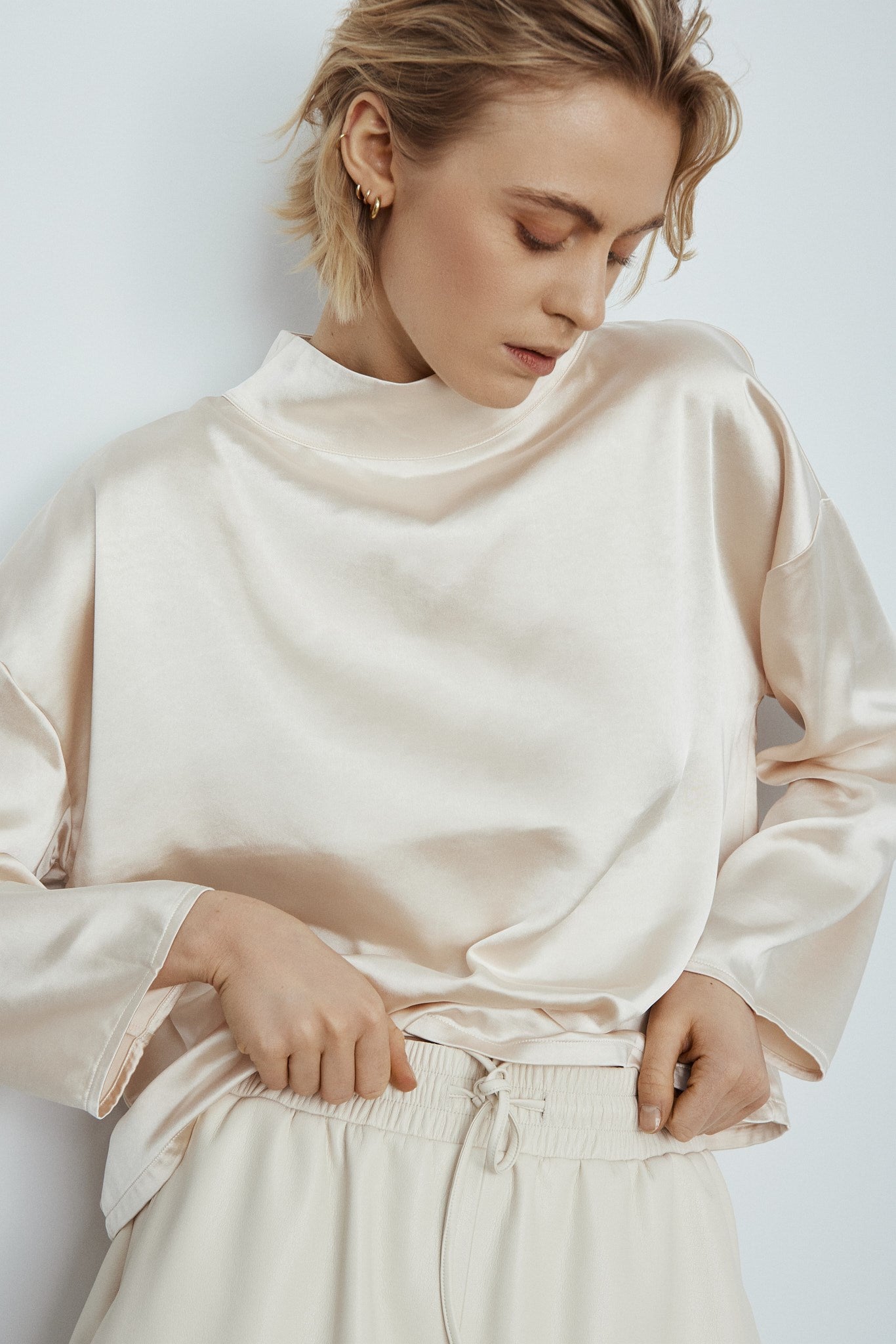 CHARYLNE BLOUSE-Pearl