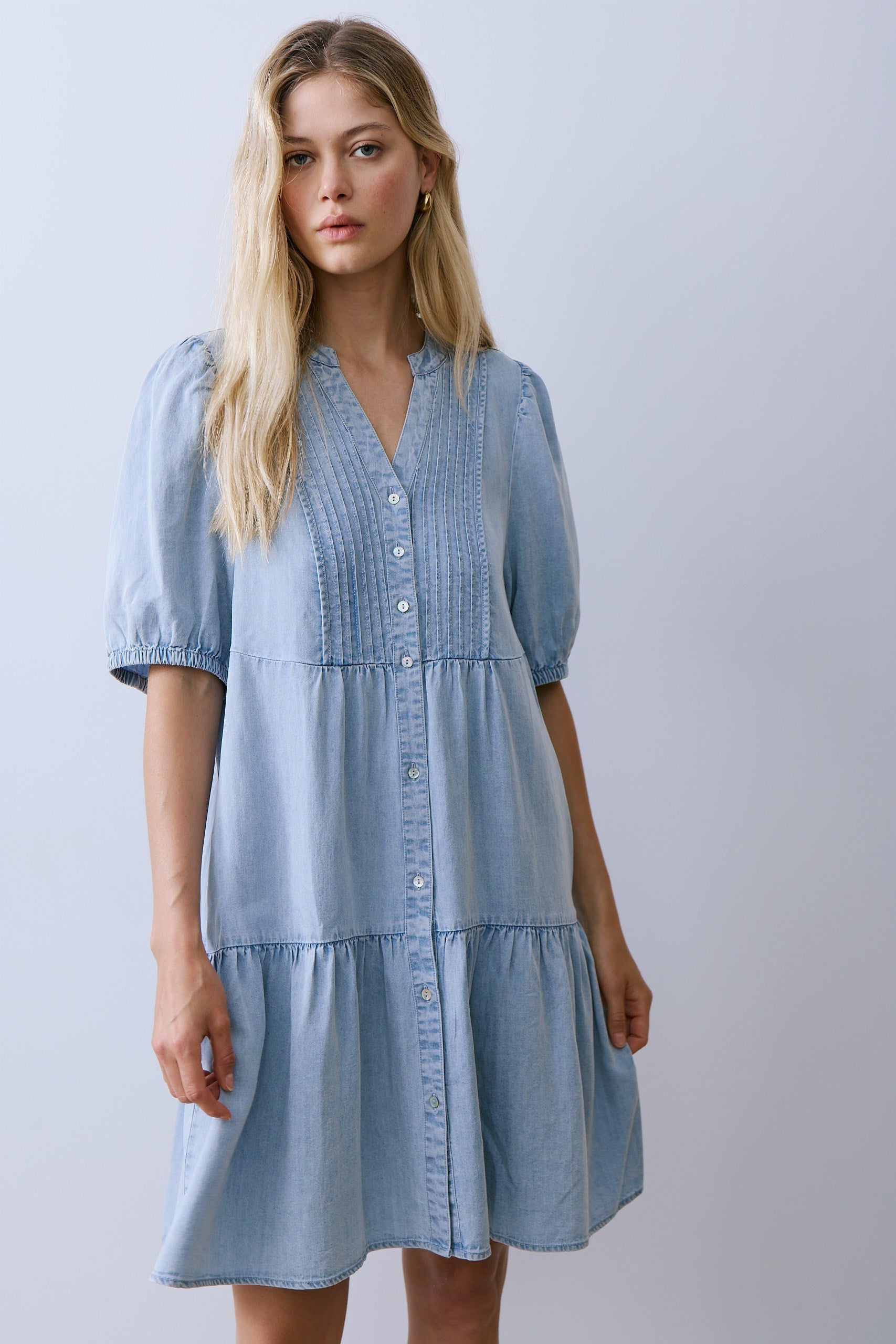 COLTON DRESS-Lt blue wash