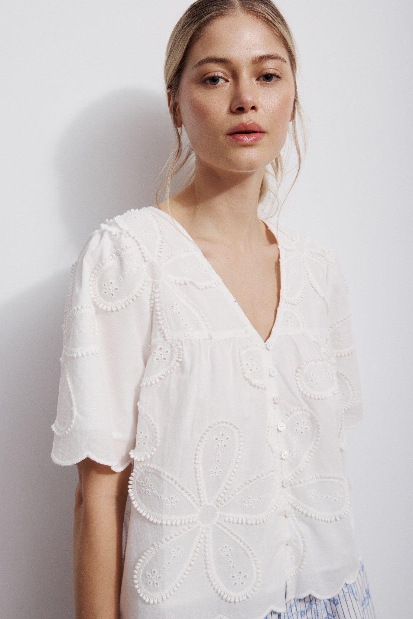 EVERLY-Off-white