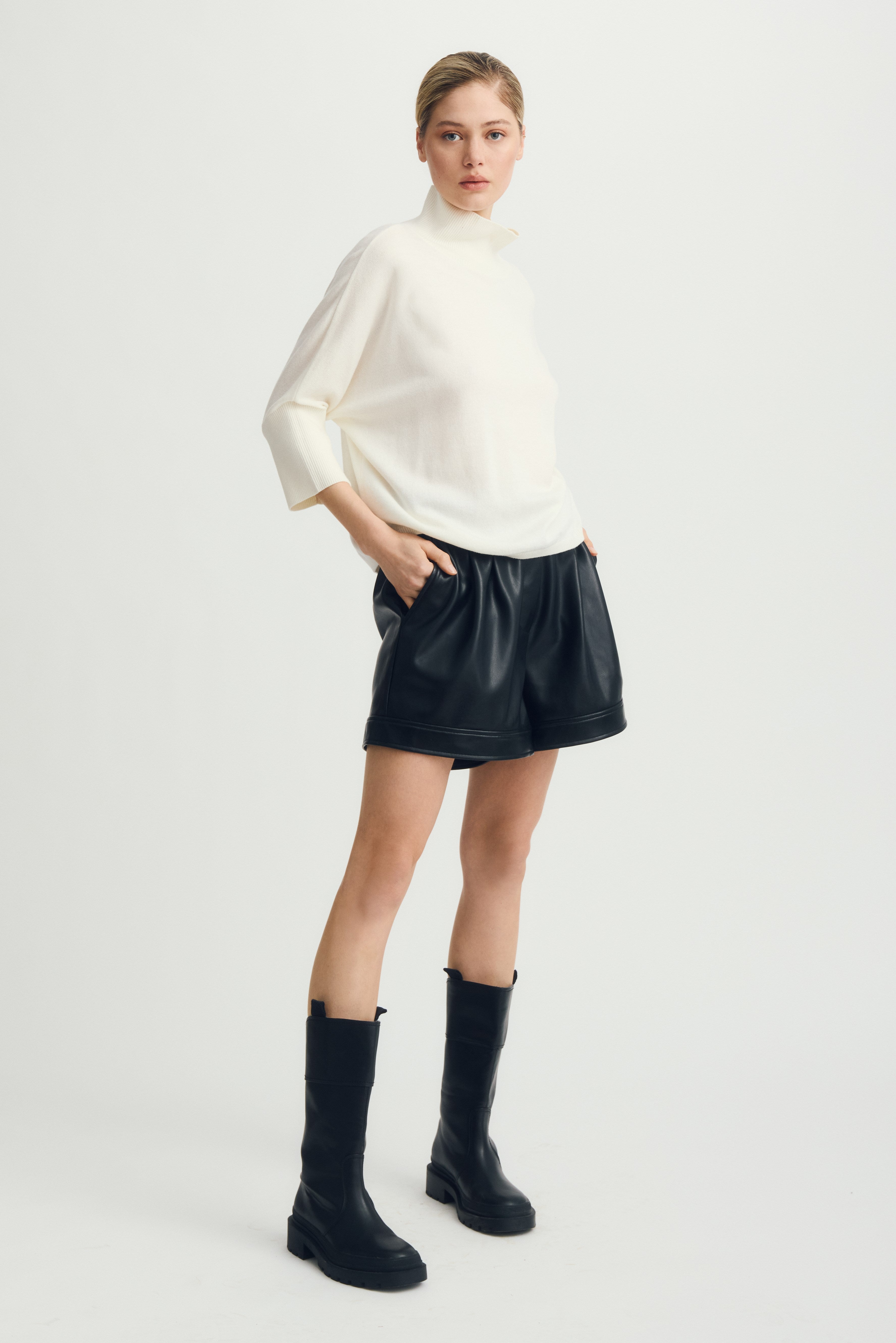 HUGO Pull - blanc cassé