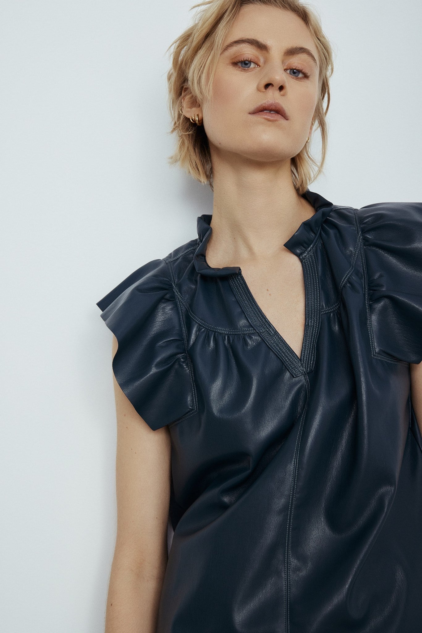 IZMA TOP-Bluestone