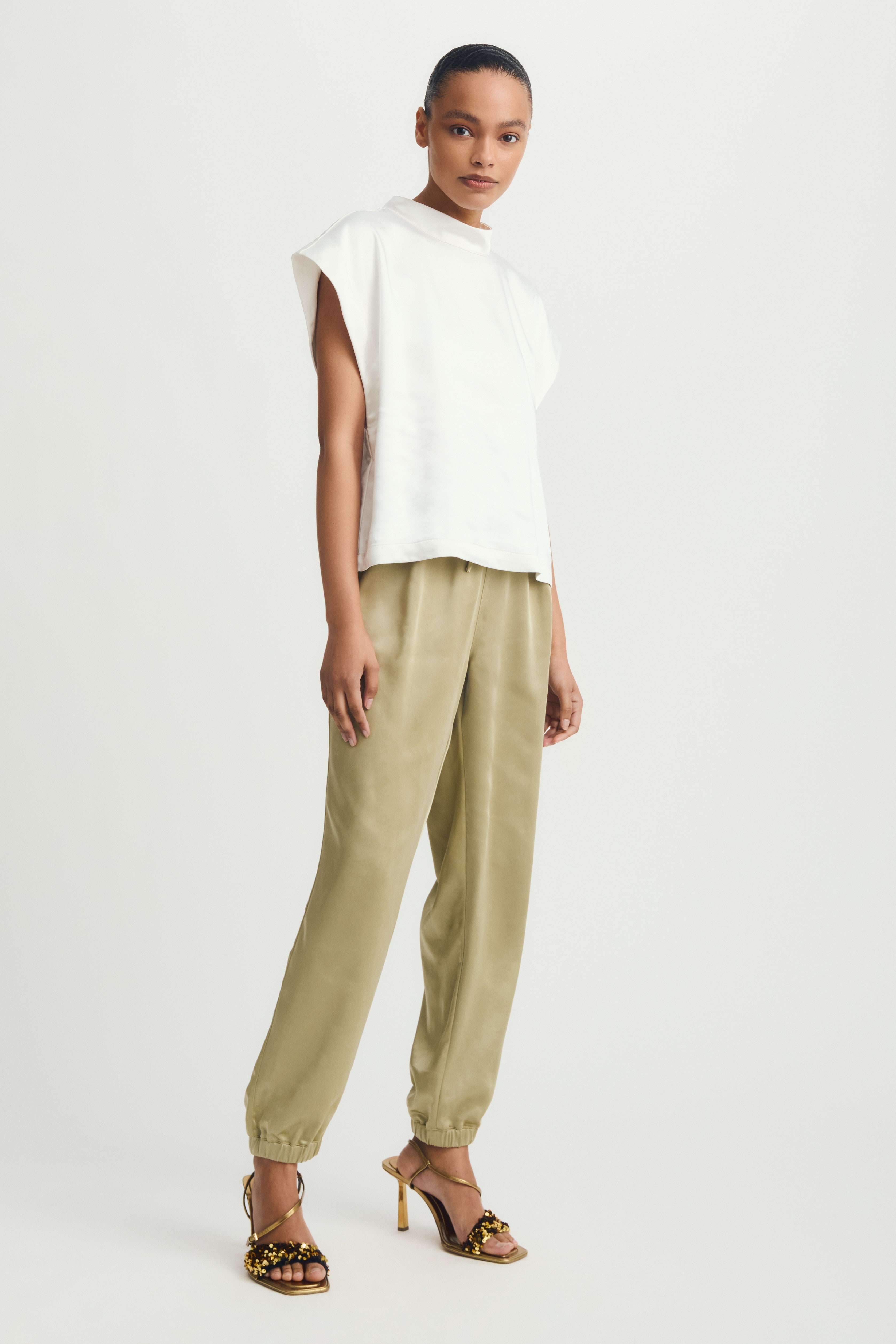 JULIAN TOP-Off white