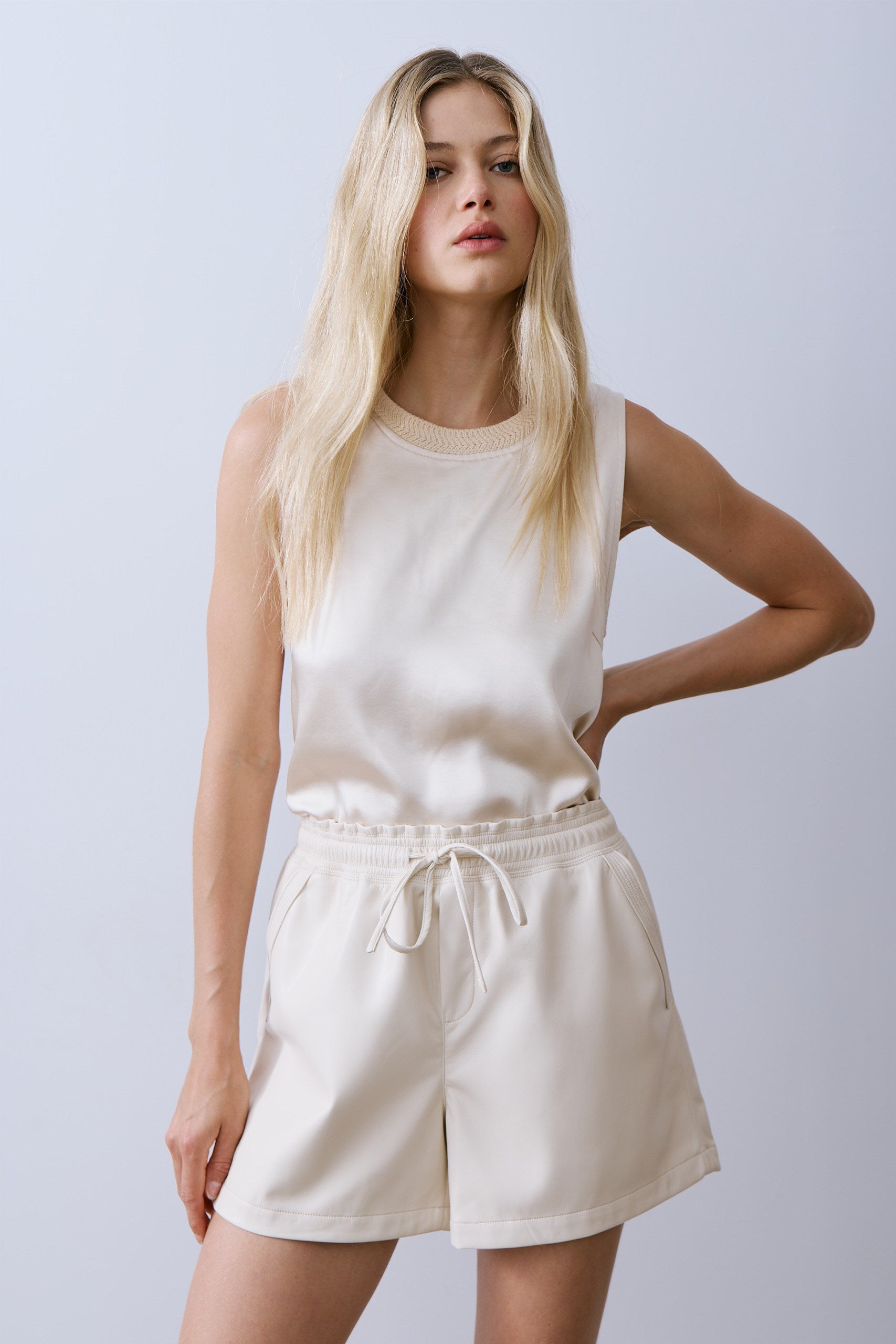 JULIO SHORT-Cream
