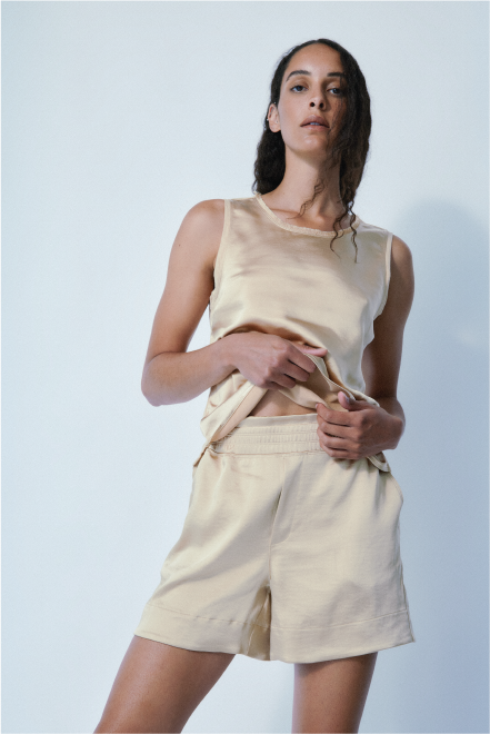 LAUREN SHORT-Gold