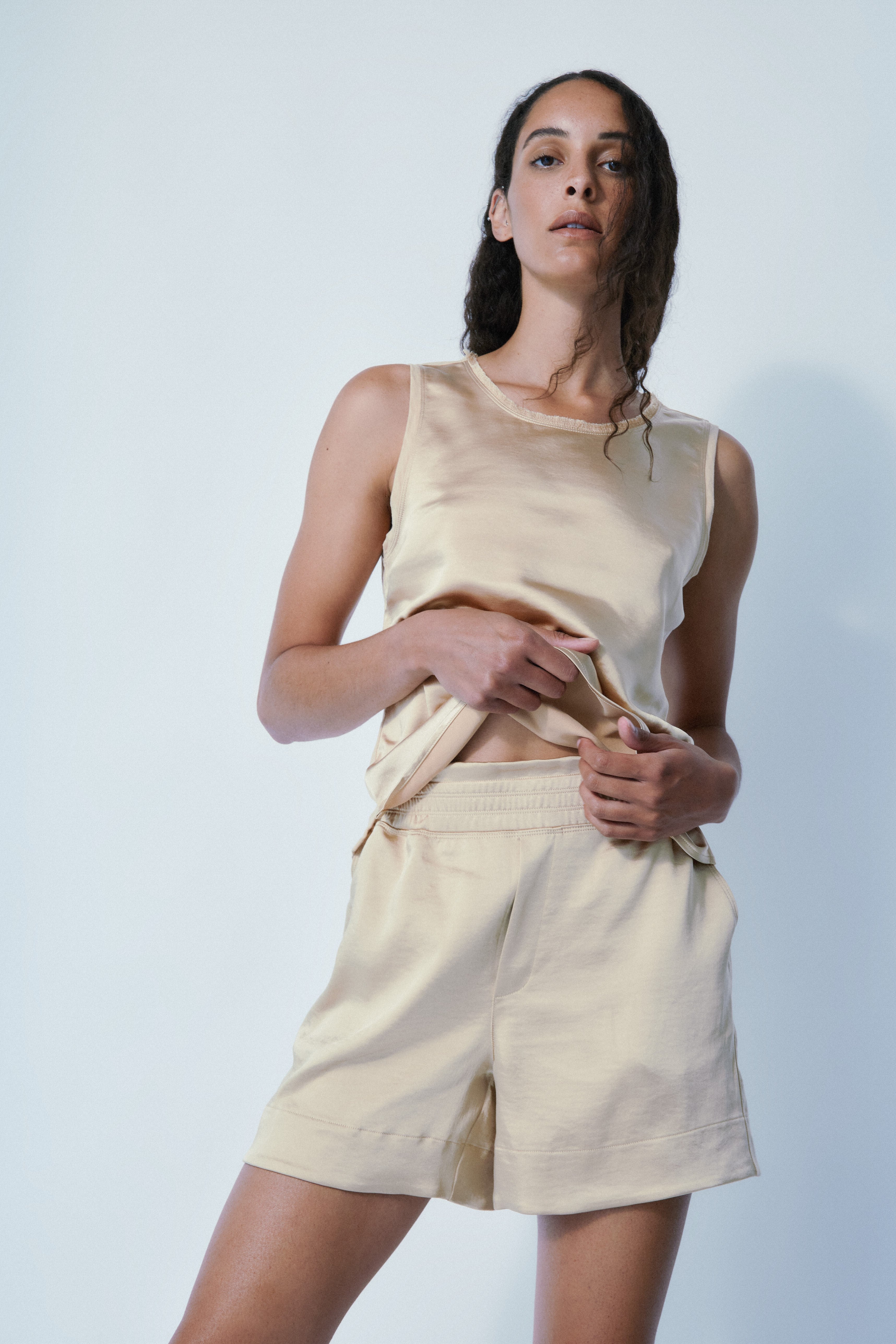 LAUREN SHORT-Nougat