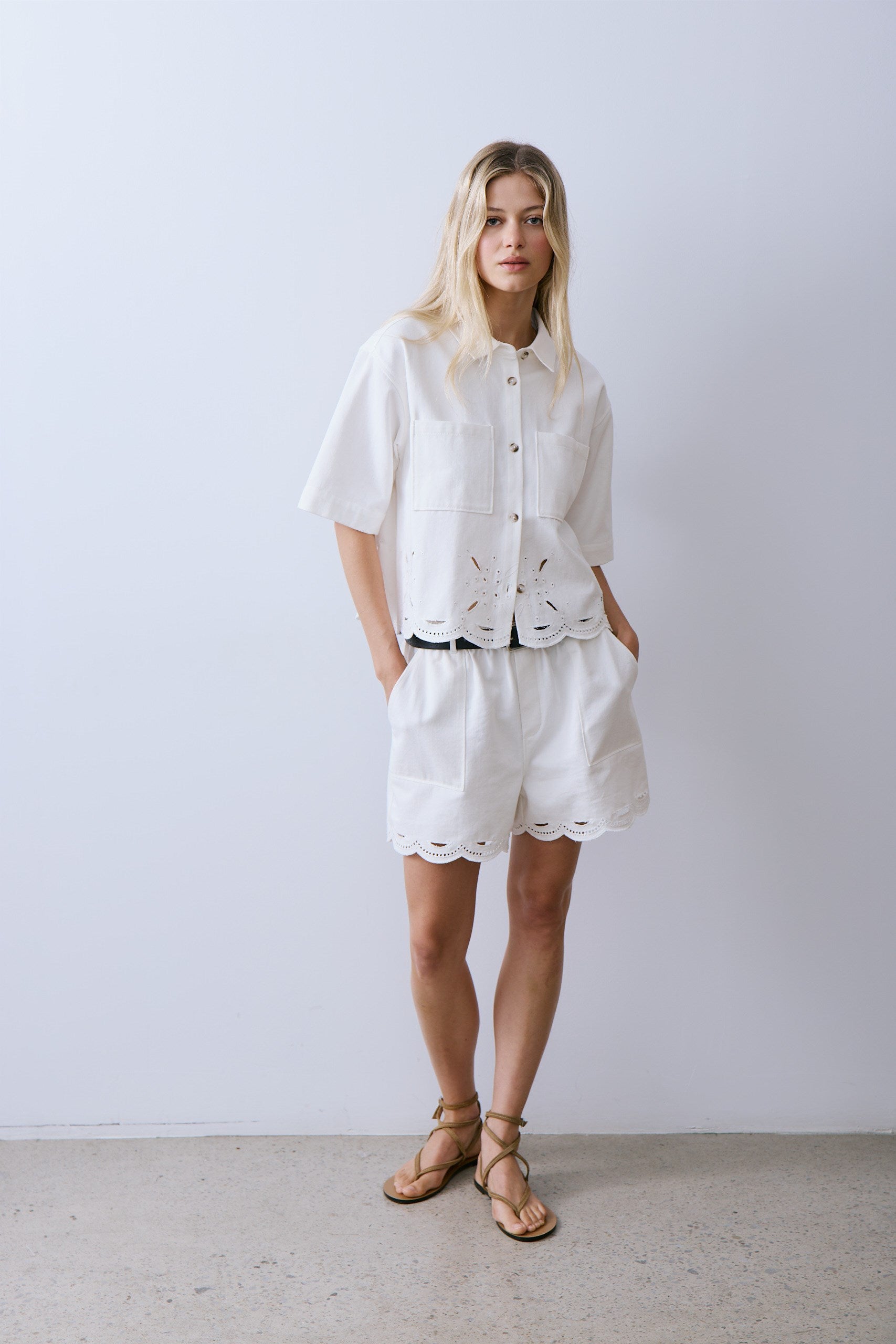 MEL SHORT Off-white