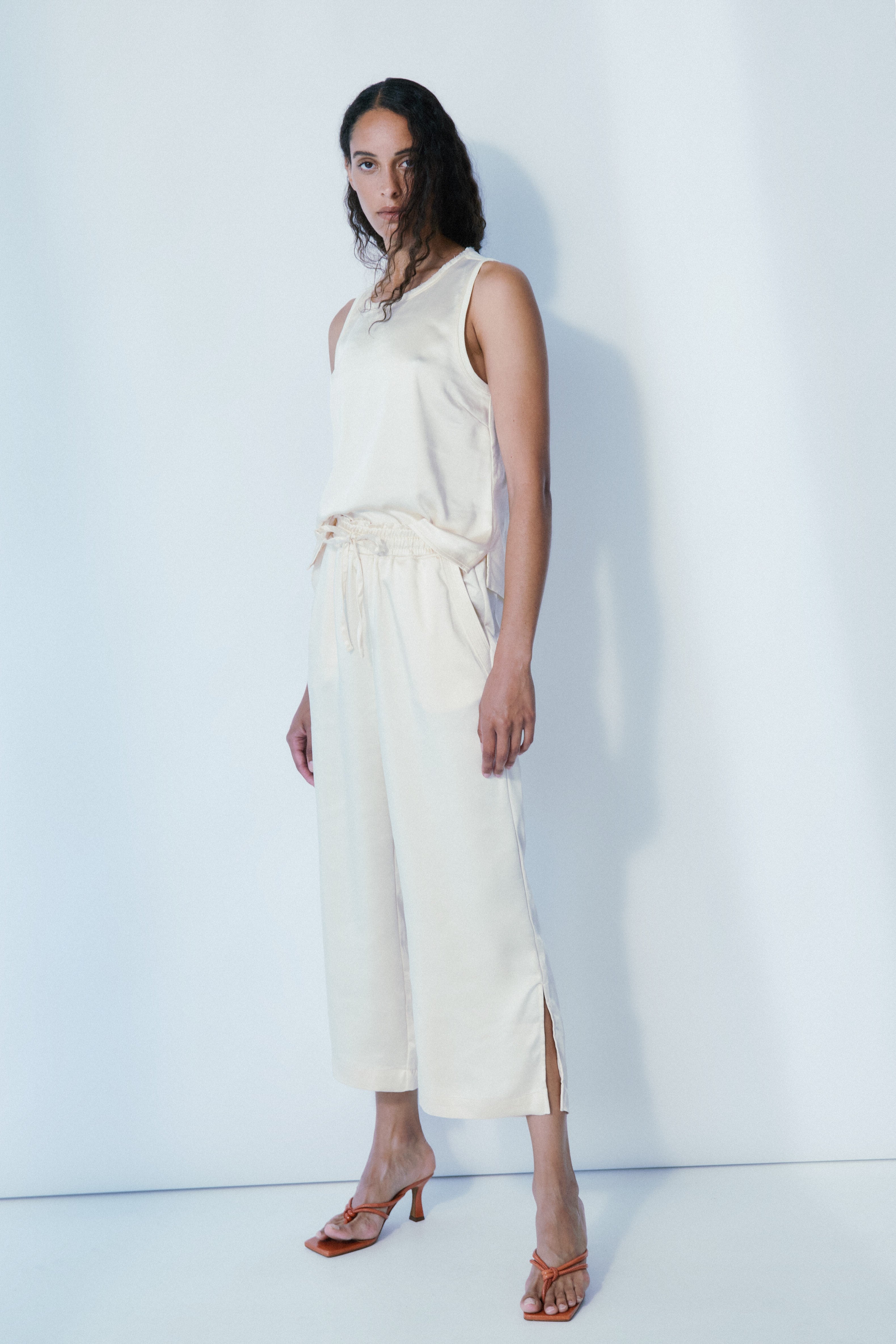 SIENNA TOP-Pearl