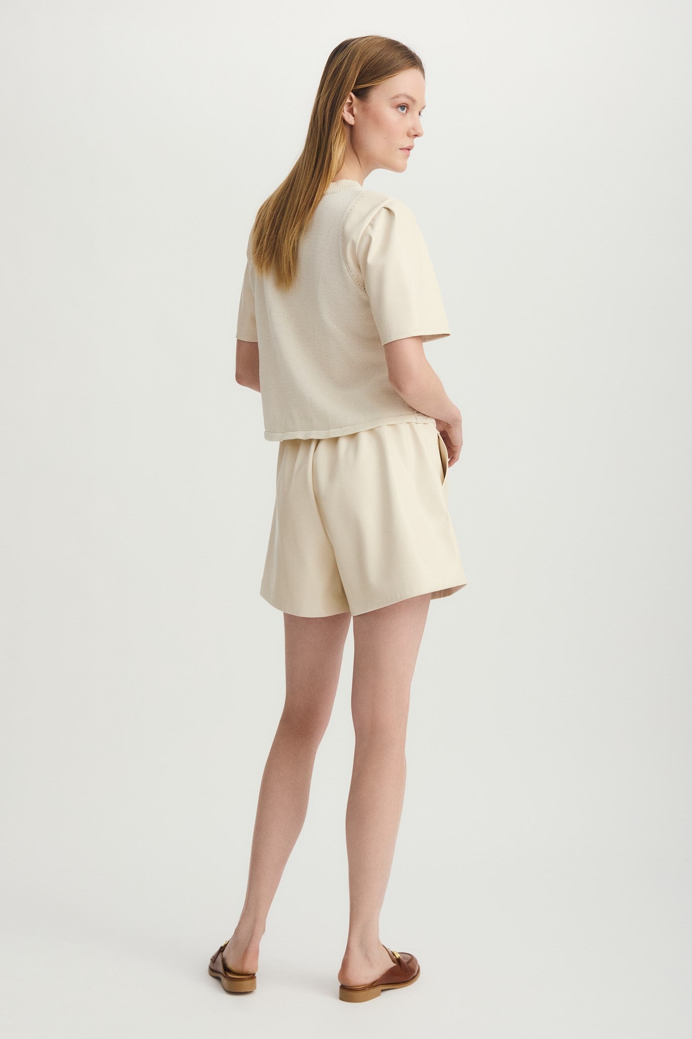 YUMI SHORT-Cream