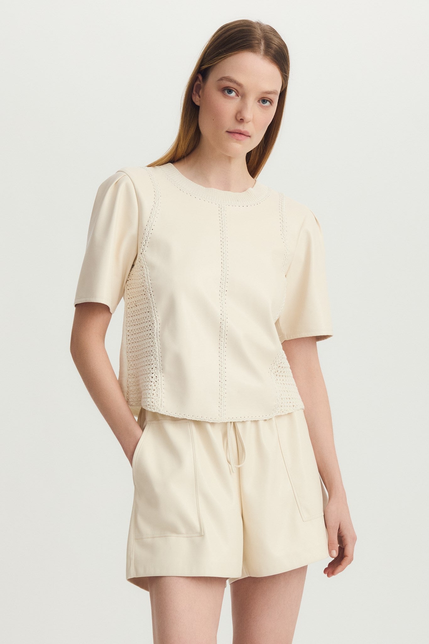 YUMI SHORT-Cream