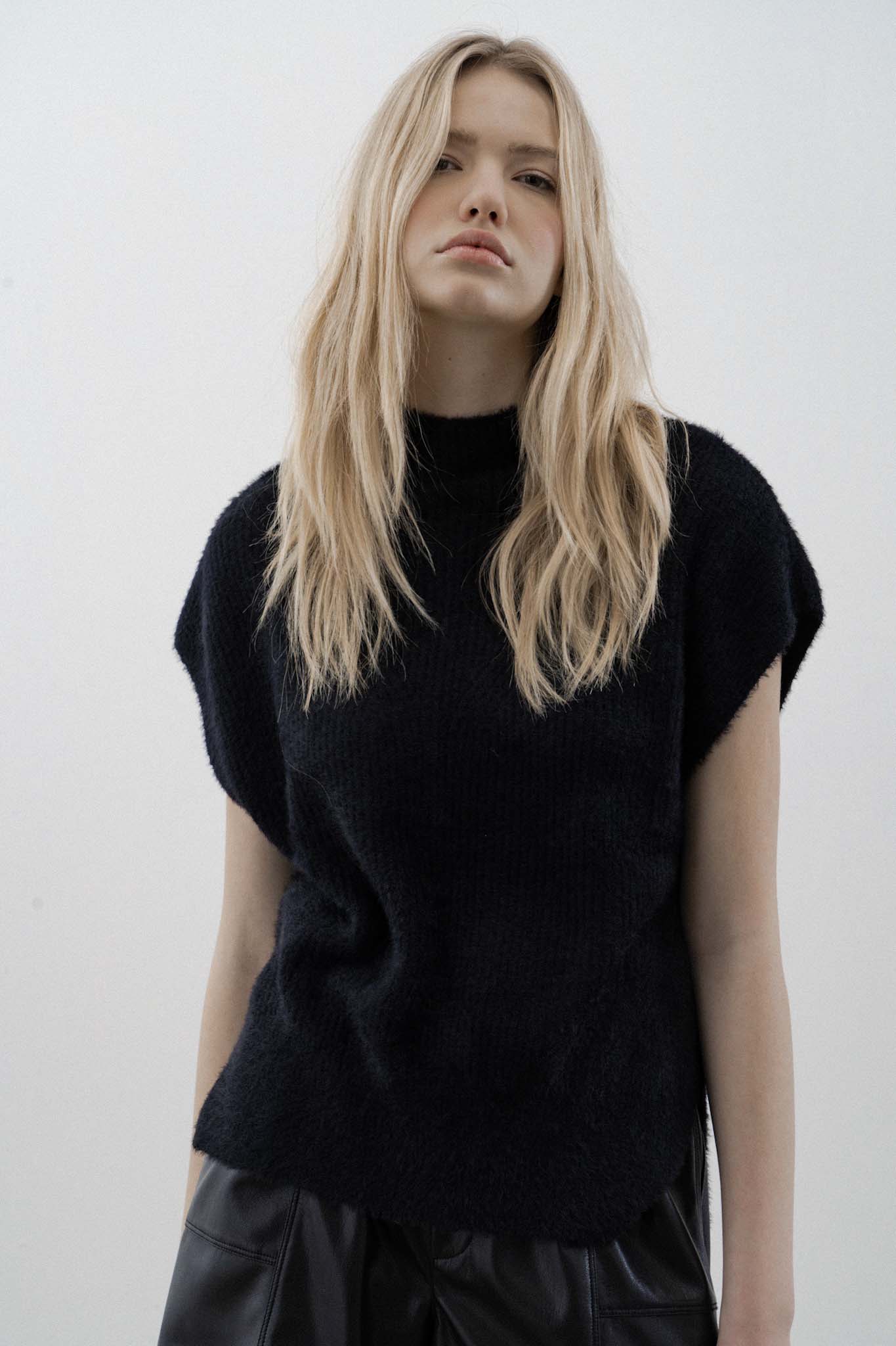 Alyna sweater