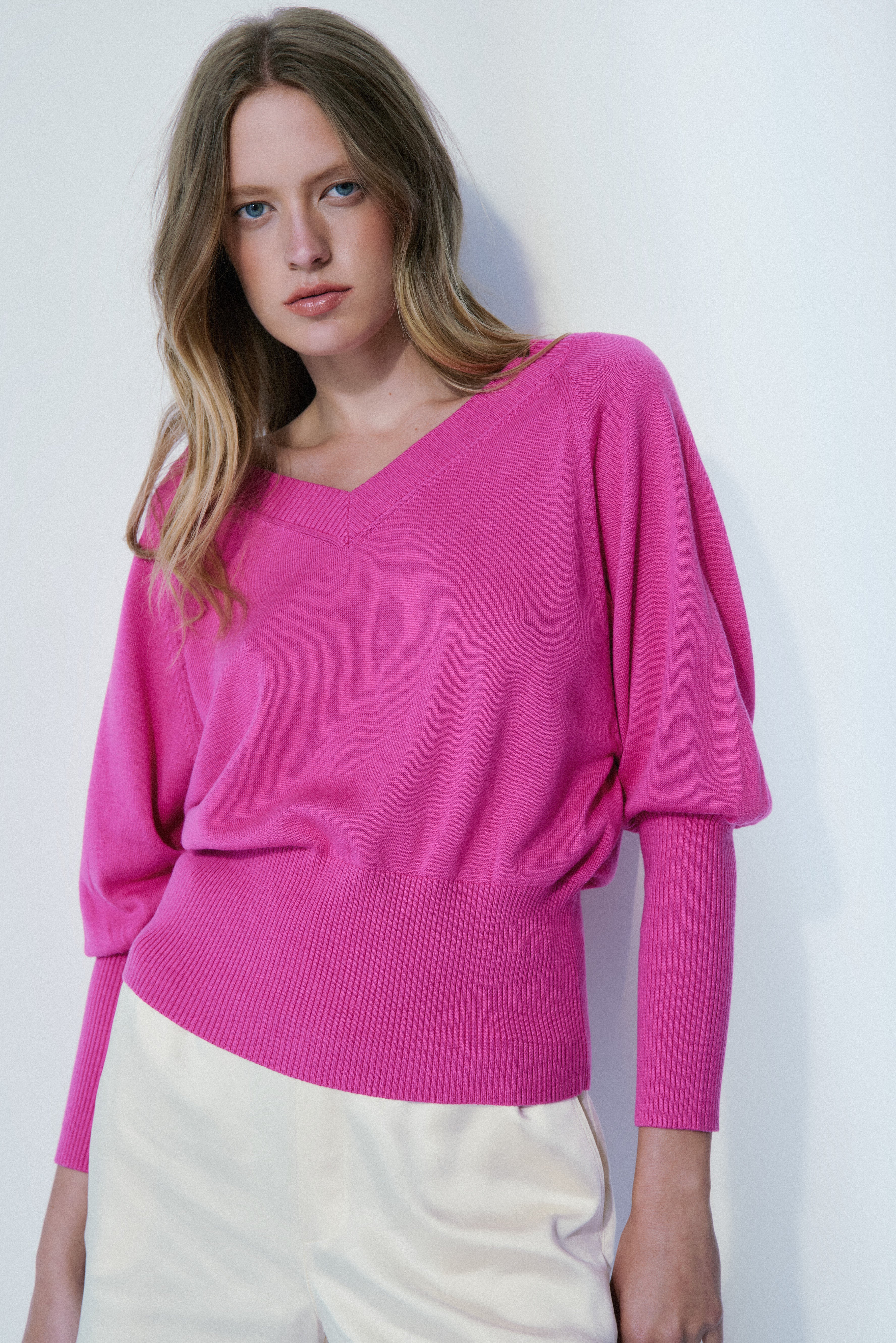 Angie light fuchsia sweater