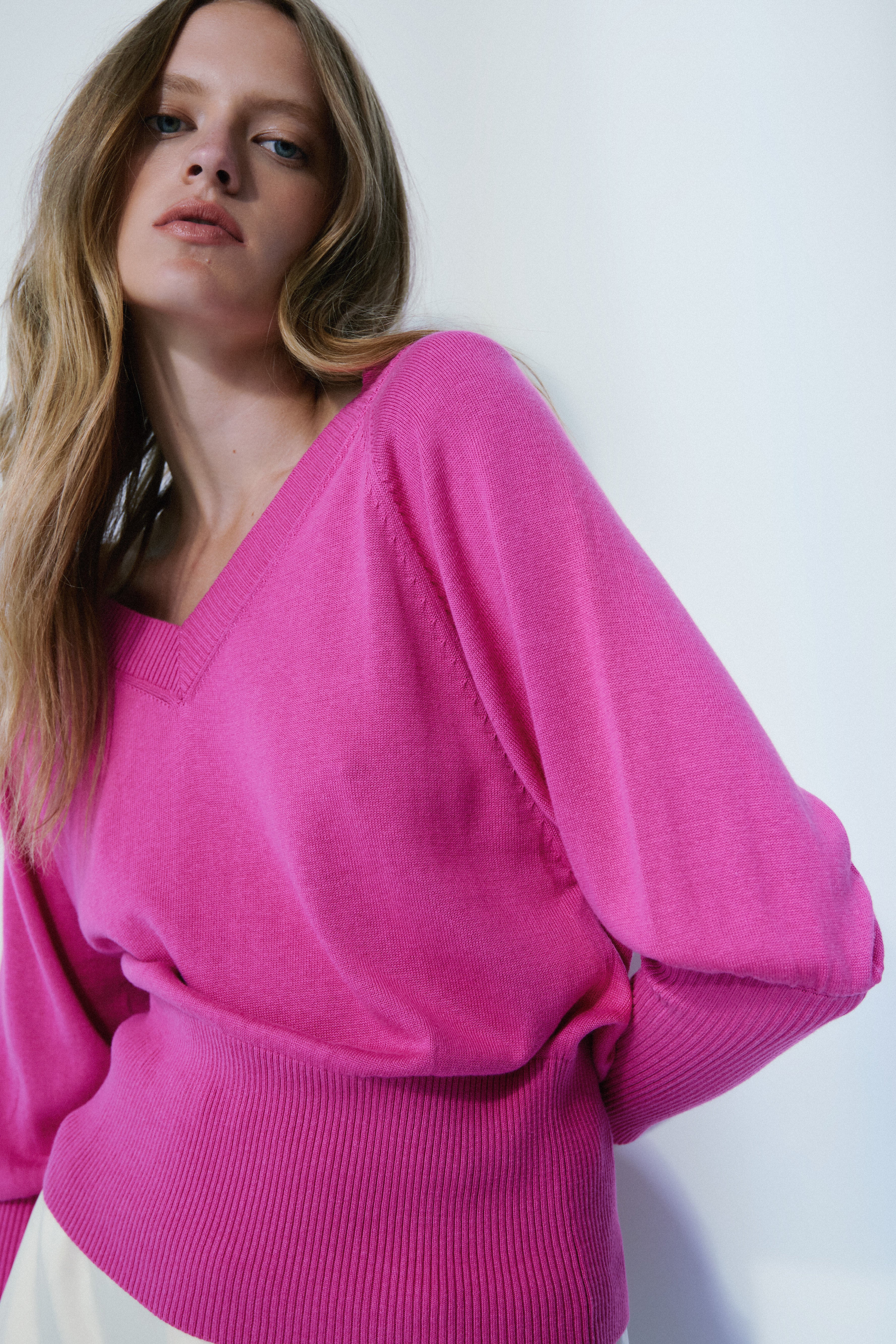 Angie light fuchsia sweater