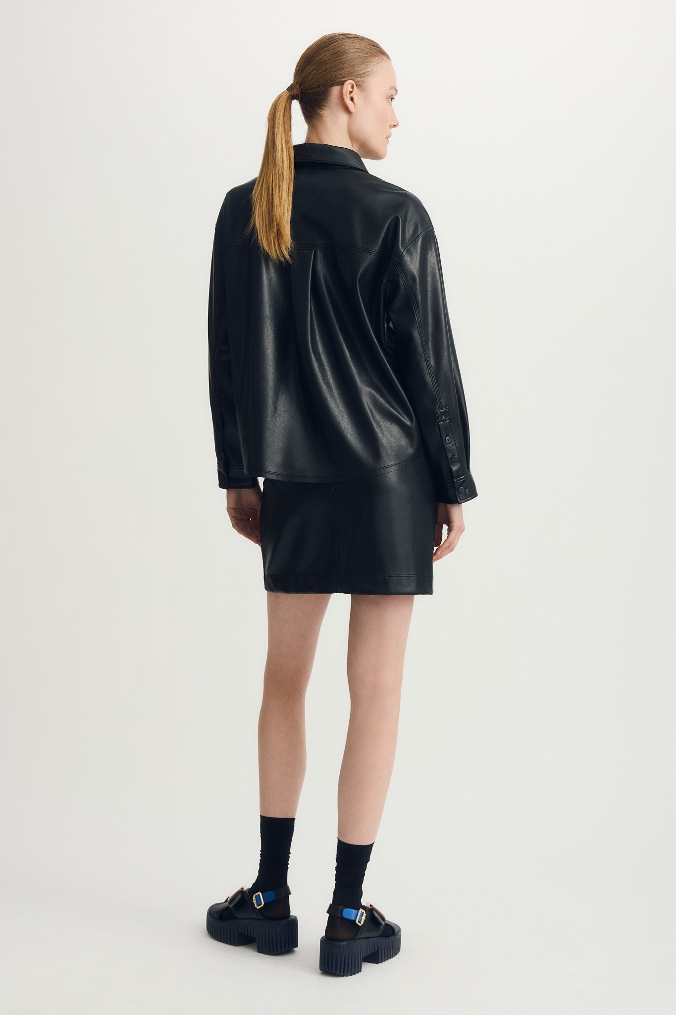DRIANE SHIRT-Black