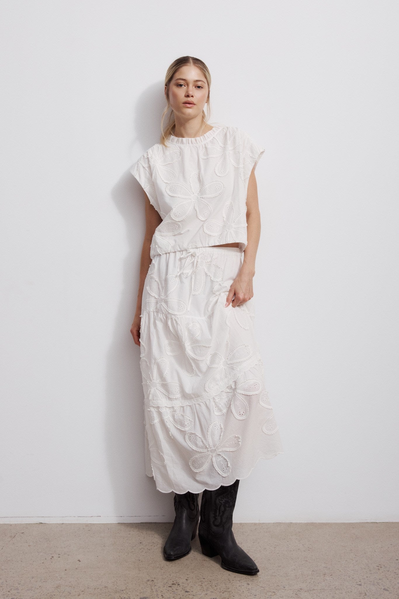 FLORI-Off white