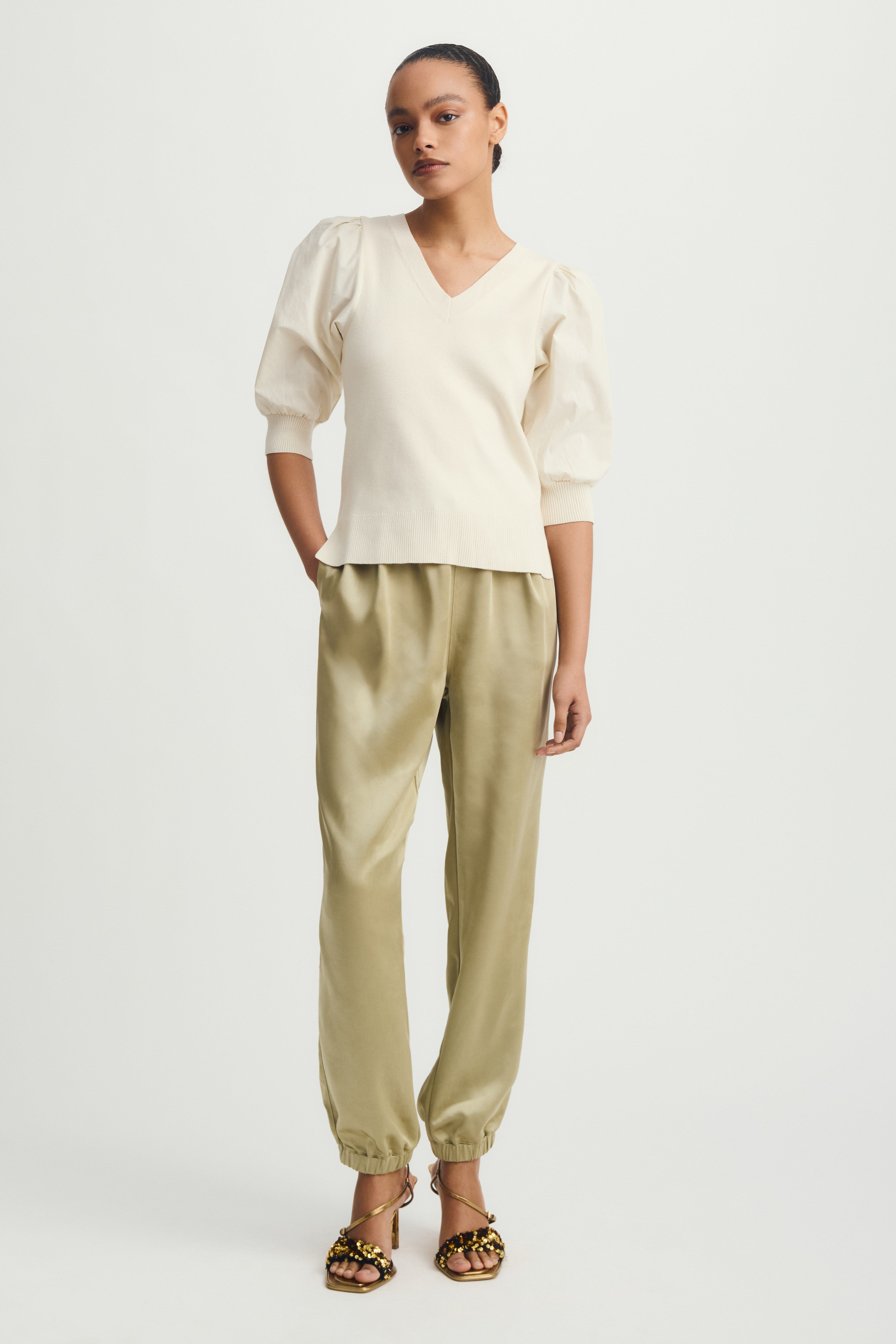 GANA SWEATER-Cream