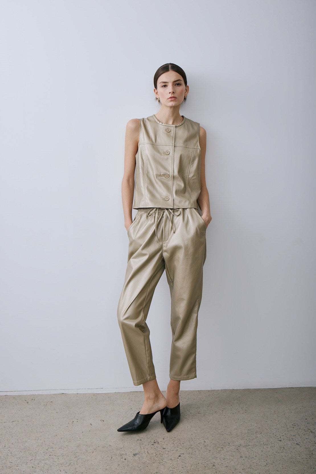 JORDYN PANT-Metallic moss