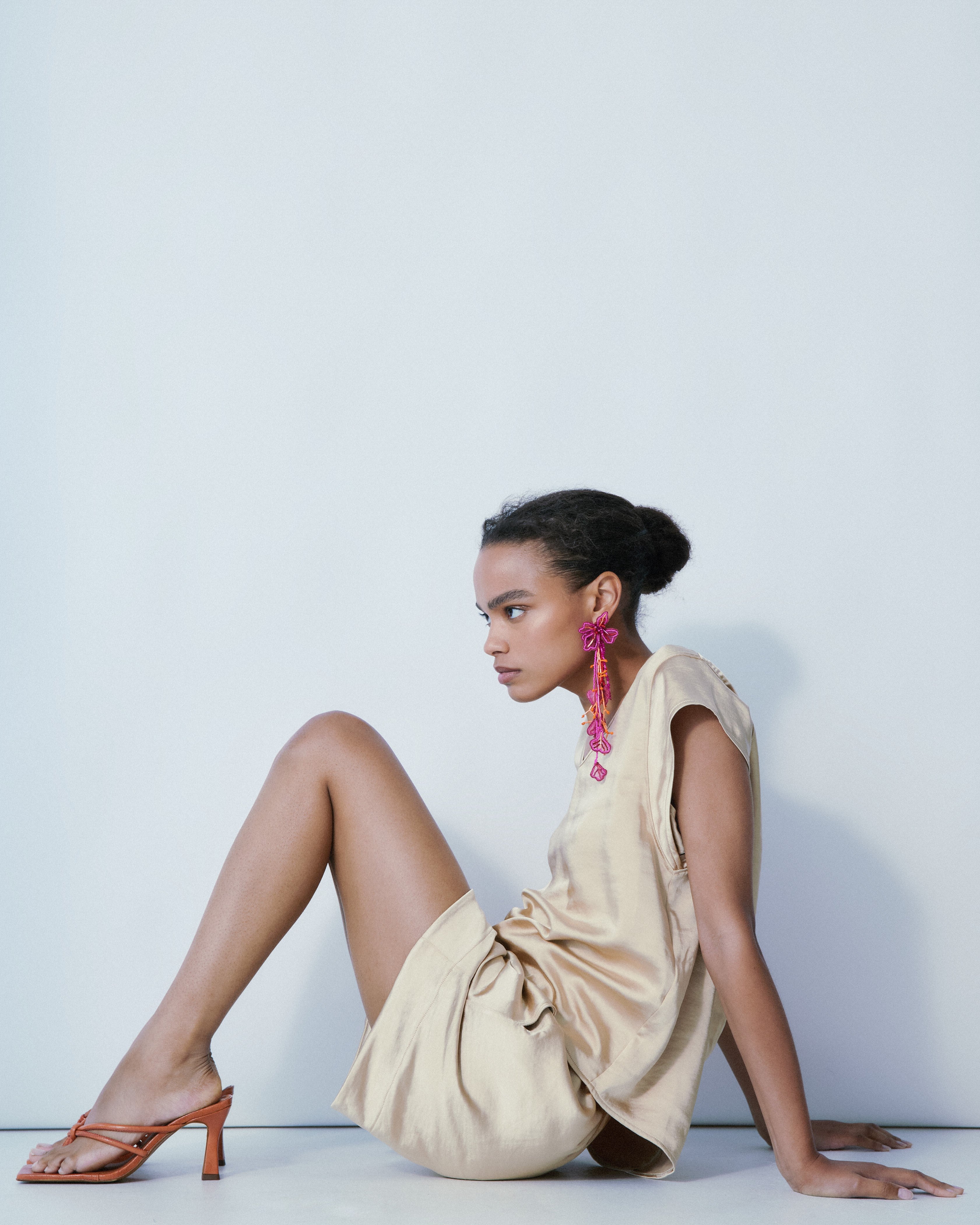 LAUREN SHORT-Nougat