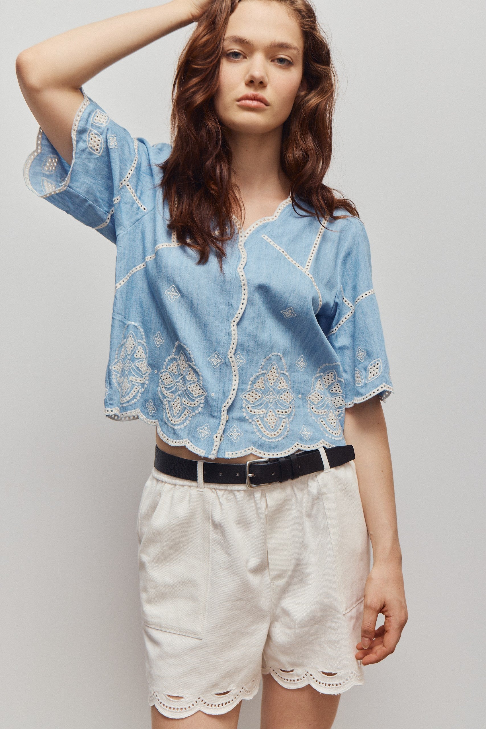 MARNIE BLOUSE-Lt blue denim